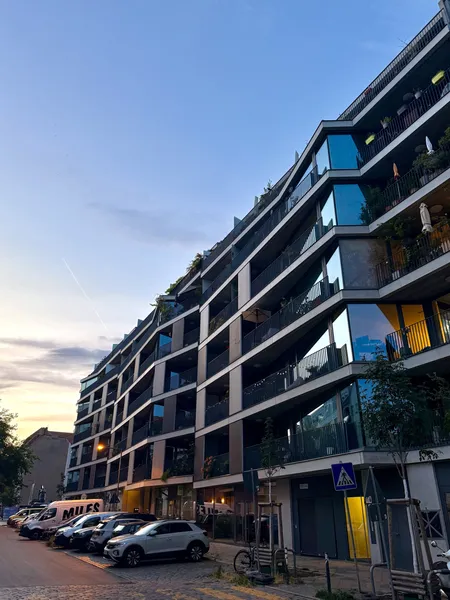 Möblierte Luxuswohnung im Herzen des Friedrichshainer Nord-Kiez — photo 1